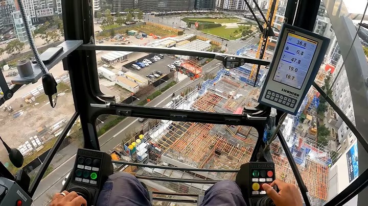 UAE tower crane industry